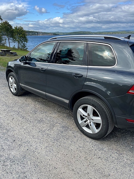 Volkswagen Touareg 7 of 12