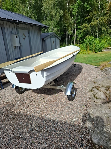 Båt med trailer 3 of 3
