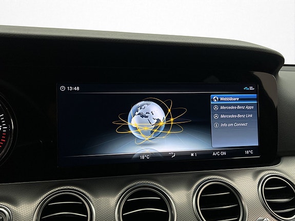 Mercedes-Benz E220 30 of 30