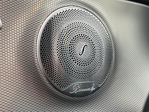 Mercedes-Benz E220 17 of 30