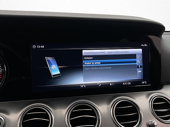Mercedes-Benz E220 28 of 30
