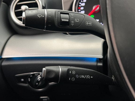 Mercedes-Benz E220 20 of 30