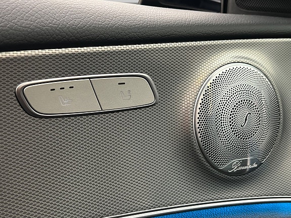 Mercedes-Benz E220 18 of 30