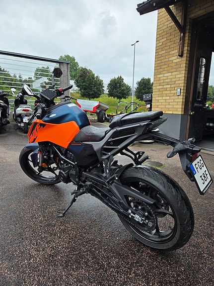 KTM 125 DUKE -24 5 of 6