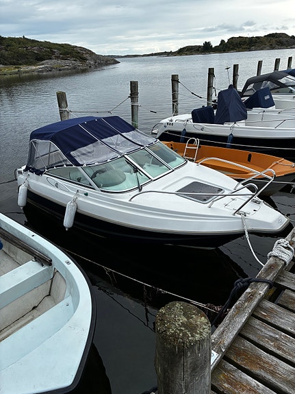 Uttern D55 2 of 3