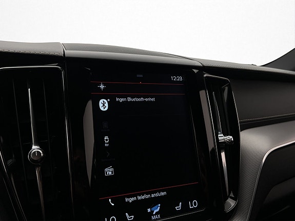 Volvo XC60 21 of 30