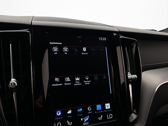 Volvo XC60 25 of 30