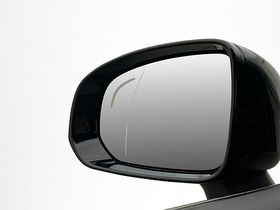 Volvo XC60 10 of 30