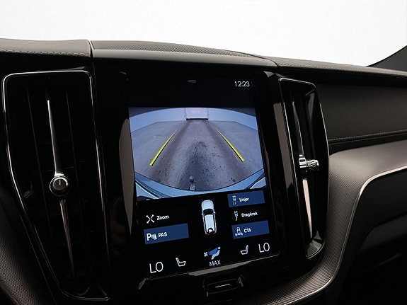 Volvo XC60 19 of 30