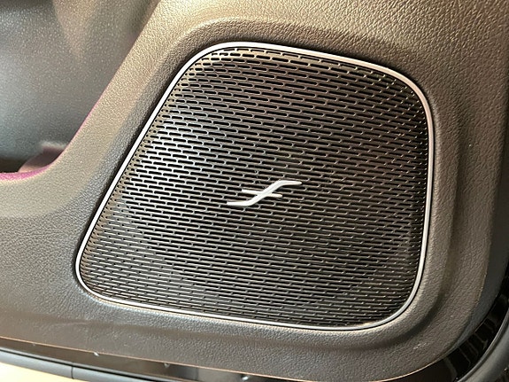 Mercedes-Benz A250 19 of 22