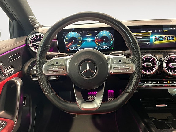 Mercedes-Benz A250 11 of 22