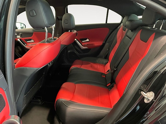 Mercedes-Benz A250 12 of 22