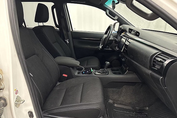 Toyota HiLux 7 of 11