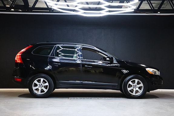 Volvo XC60 6 of 24