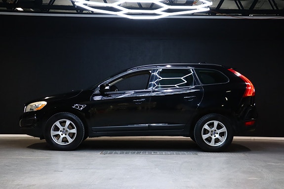 Volvo XC60 5 of 24