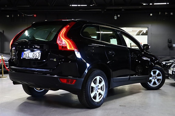 Volvo XC60 4 of 24