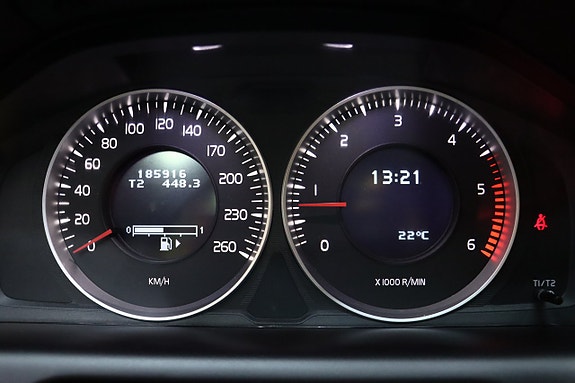 Volvo XC60 18 of 24