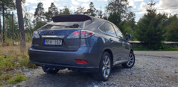 Lexus RX450h 2 of 10