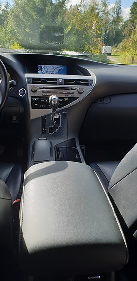 Lexus RX450h 7 of 10