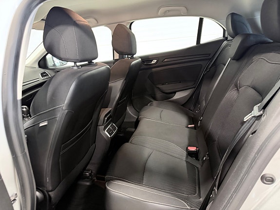 Renault Megane 13 of 15
