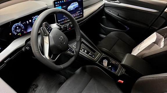 Volkswagen Golf I 7 of 13