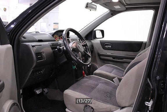 Nissan X-Trail 3 of 8