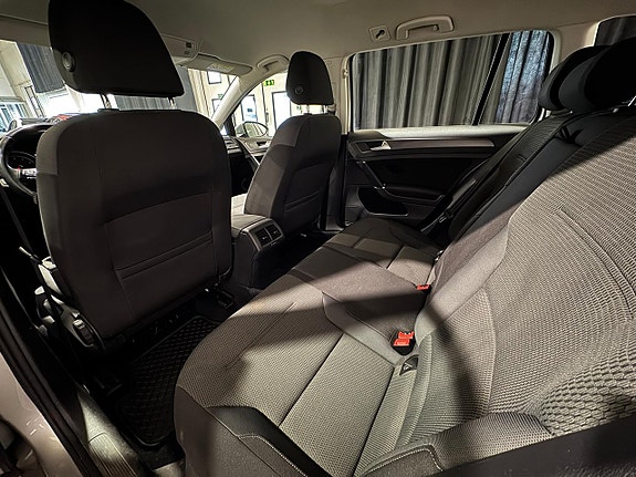 Volkswagen Golf I 8 of 14
