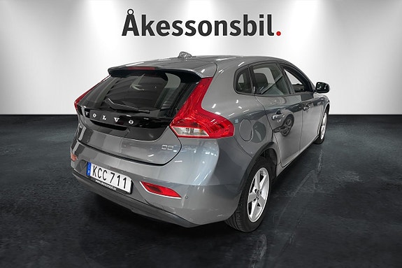 Volvo V40 5 of 9
