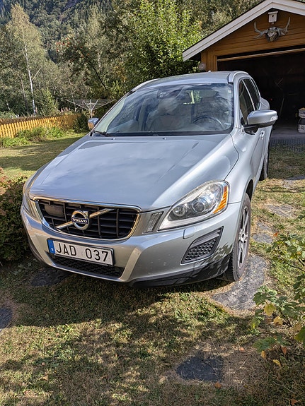 Volvo XC60 5 of 30