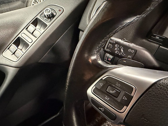 Volkswagen Tiguan 15 of 26