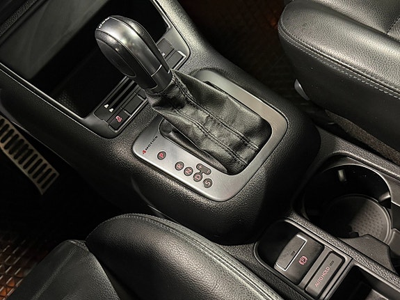 Volkswagen Tiguan 14 of 26