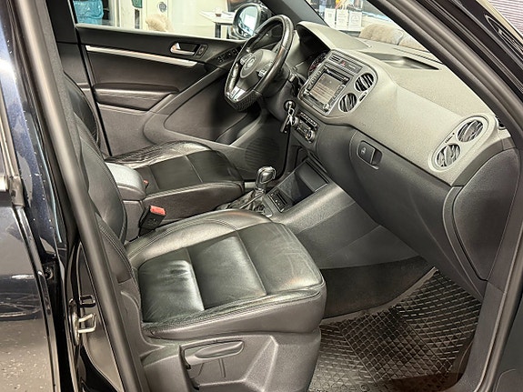 Volkswagen Tiguan 23 of 26
