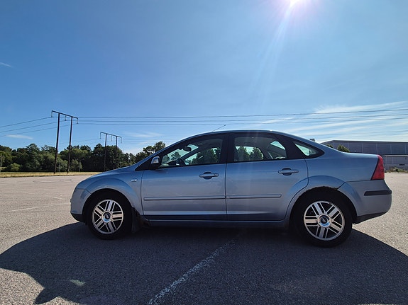 Ford Focus 3 of 11