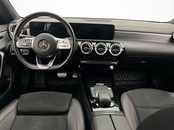 Mercedes-Benz CLA200 d 12 of 30