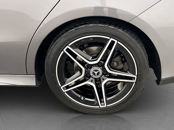 Mercedes-Benz CLA200 d 29 of 30