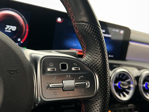 Mercedes-Benz CLA200 d 14 of 30