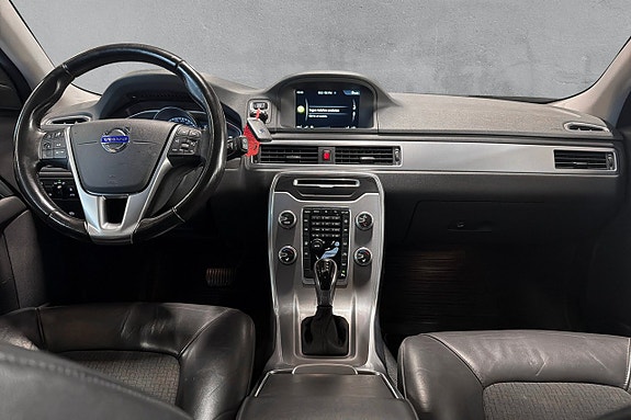Volvo V70 12 of 17