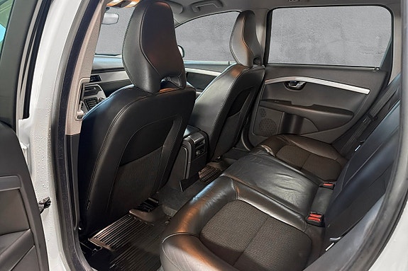 Volvo V70 15 of 17