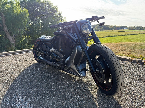 Harley-Davidson Night rod special 4 of 7