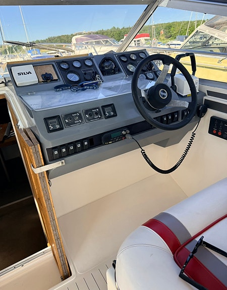 Princess 286 Riviera -90 Välskött och omfattande renoverad 5 of 8