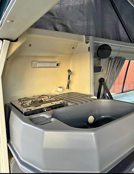 Volkswagen Transporter 4 of 8