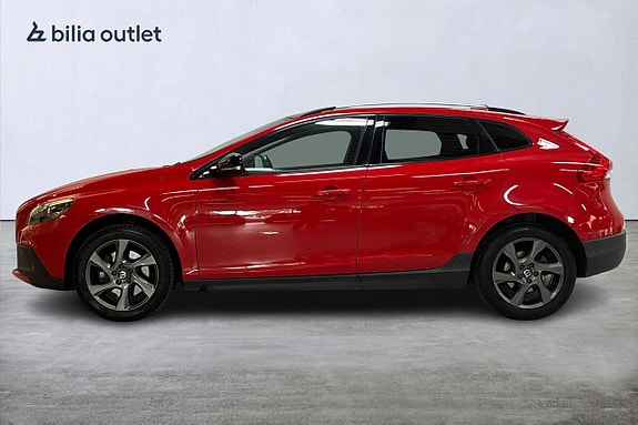 Volvo V40 Cross Country 9 of 26
