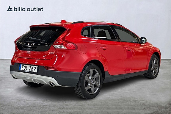 Volvo V40 Cross Country 6 of 26