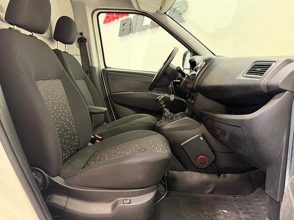 Opel Combo 12 of 18