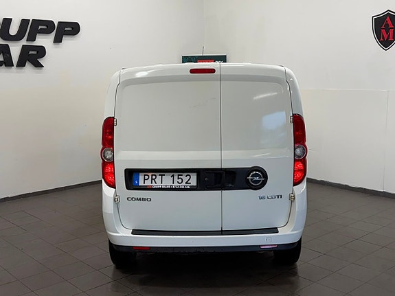 Opel Combo 8 of 18