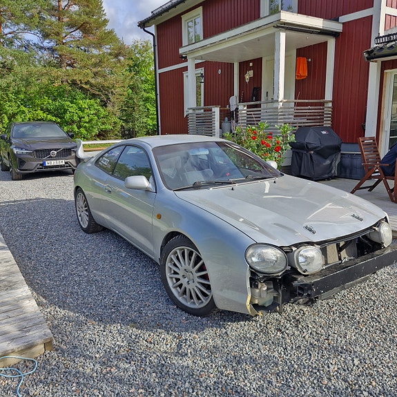 Toyota Celica 4 of 7