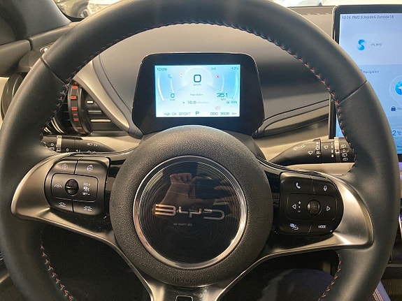 BYD Atto 3 10 of 11