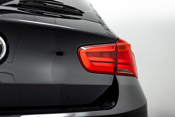 BMW 118i 9 of 25
