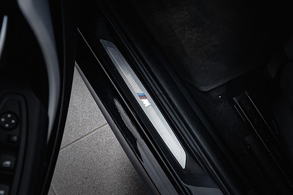 BMW 118i 23 of 25