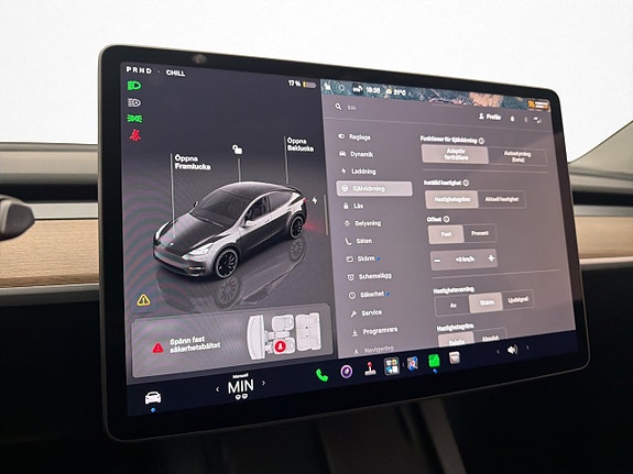 Tesla Model Y 25 of 30